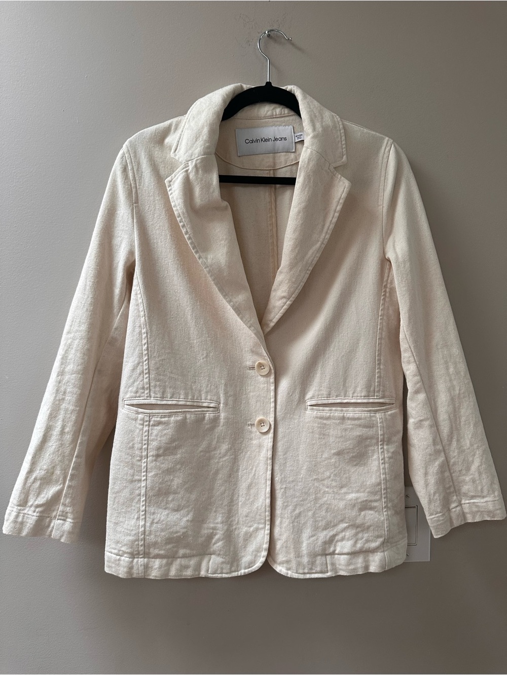 Calvin Klein Jeans Women's Off-White Two-Button Blazer
